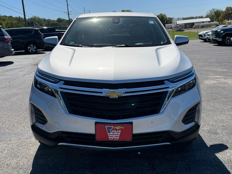 Chevrolet Equinox Vehicle Full-screen Gallery Image 09