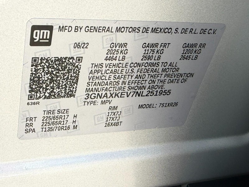 Chevrolet Equinox Vehicle Full-screen Gallery Image 23