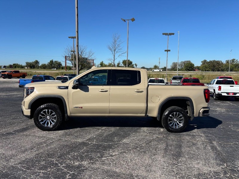 GMC Sierra 1500 Vehicle Full-screen Gallery Image 02