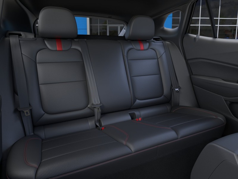 Chevrolet Trax Vehicle Full-screen Gallery Image 17