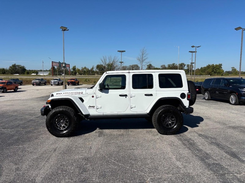 Jeep Wrangler Vehicle Full-screen Gallery Image 02