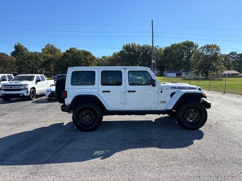 Jeep Wrangler Vehicle Full-screen Gallery Image 06