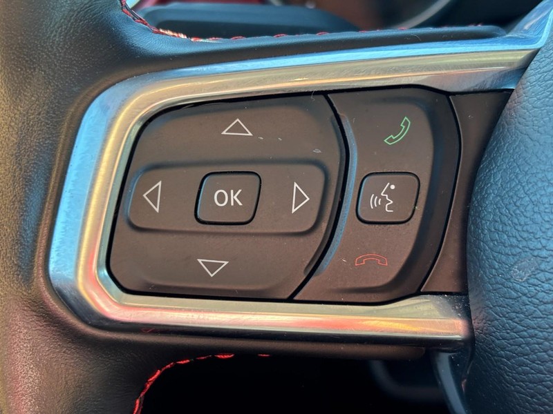 Jeep Wrangler Vehicle Full-screen Gallery Image 17