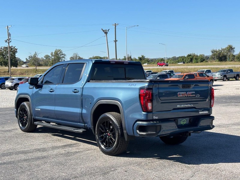 GMC Sierra 1500 Vehicle Full-screen Gallery Image 03