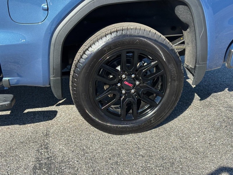 GMC Sierra 1500 Vehicle Full-screen Gallery Image 09