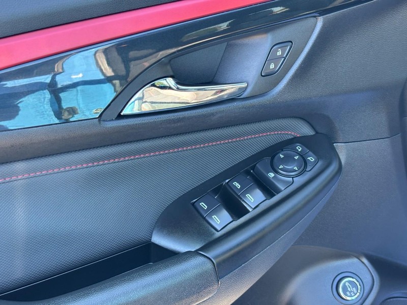 Chevrolet TrailBlazer Vehicle Full-screen Gallery Image 16