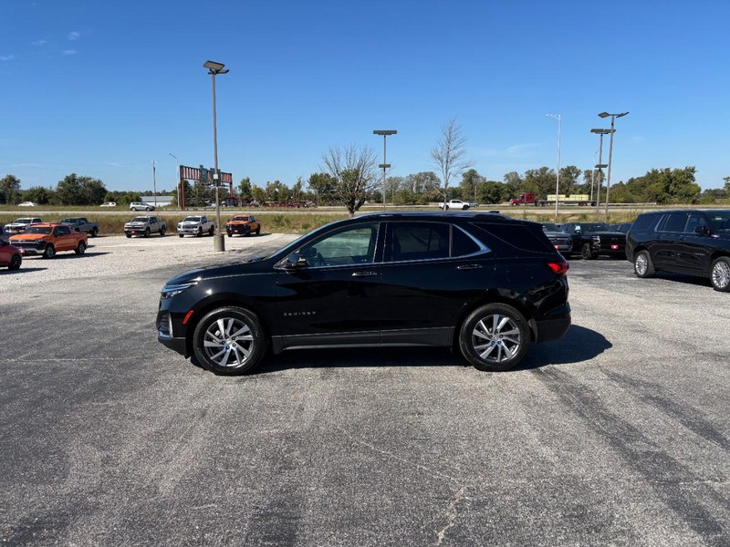 Chevrolet Equinox Vehicle Full-screen Gallery Image 02