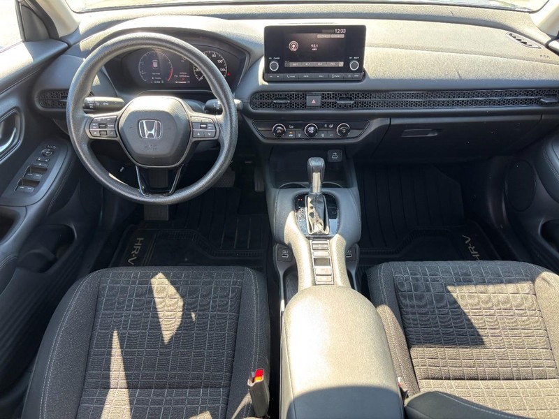 Honda HR-V Vehicle Full-screen Gallery Image 11