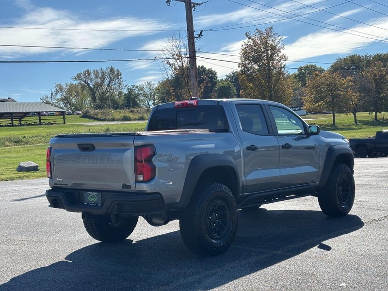 Chevrolet Colorado Vehicle Full-screen Gallery Image 05