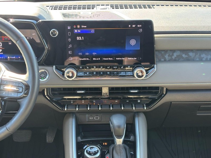 Chevrolet Colorado Vehicle Full-screen Gallery Image 13