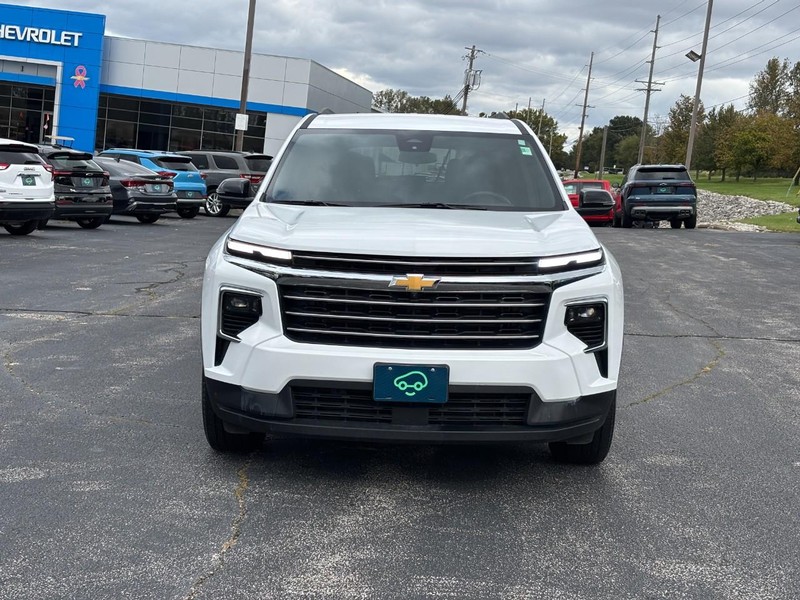 Chevrolet Traverse Vehicle Full-screen Gallery Image 08