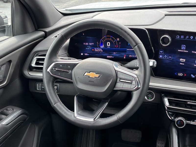 Chevrolet Traverse Vehicle Full-screen Gallery Image 13