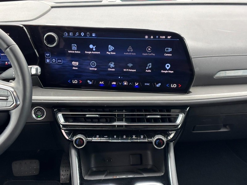Chevrolet Traverse Vehicle Full-screen Gallery Image 14