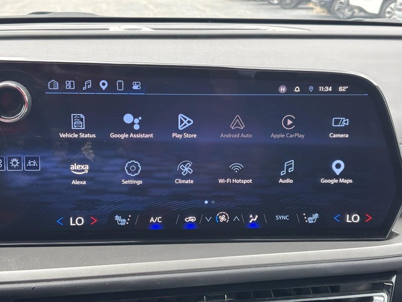 Chevrolet Traverse Vehicle Full-screen Gallery Image 21