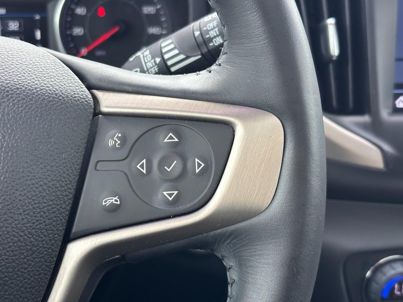 GMC Terrain Vehicle Full-screen Gallery Image 18