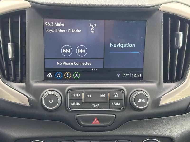 GMC Terrain Vehicle Full-screen Gallery Image 20