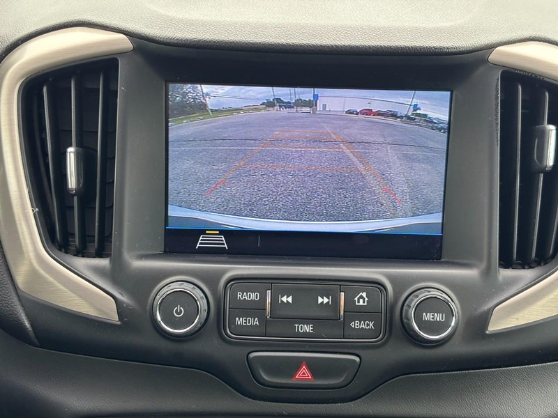 GMC Terrain Vehicle Full-screen Gallery Image 22