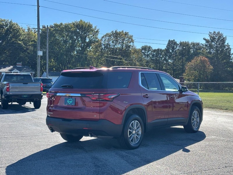Chevrolet Traverse Vehicle Full-screen Gallery Image 05