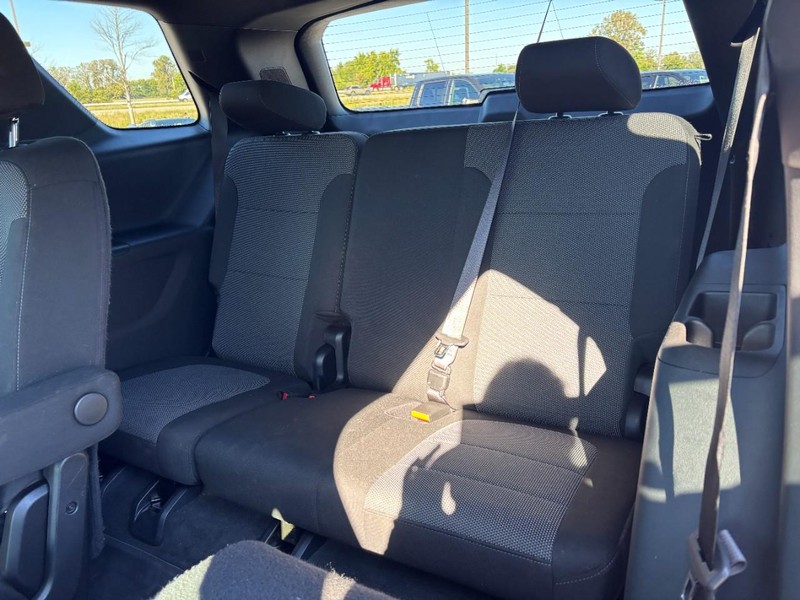Chevrolet Traverse Vehicle Full-screen Gallery Image 10