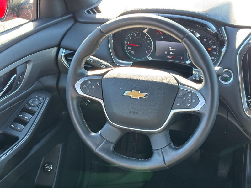 Chevrolet Traverse Vehicle Full-screen Gallery Image 13