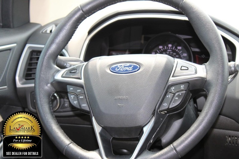 2020 Ford Edge SEL AWD photo