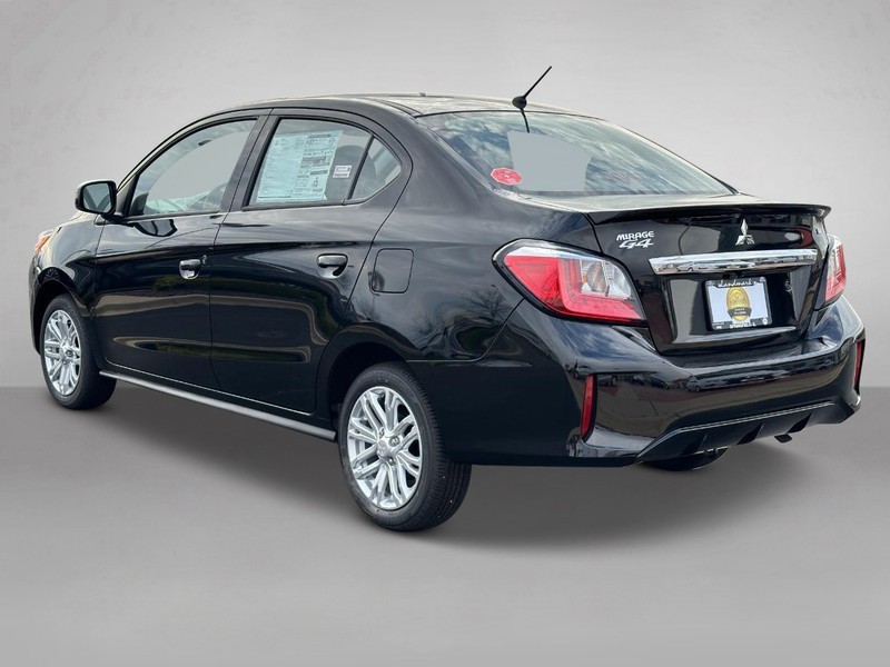 Mitsubishi Mirage G4 Vehicle Full-screen Gallery Image 5