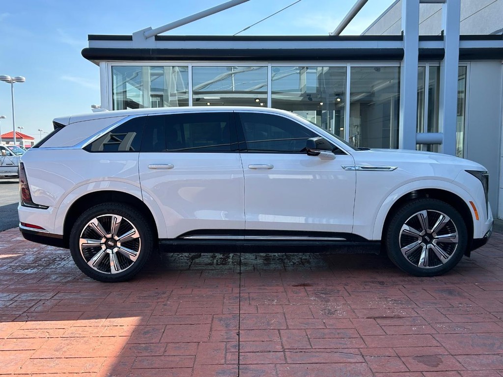 Cadillac Escalade IQ Vehicle Full-screen Gallery Image 6