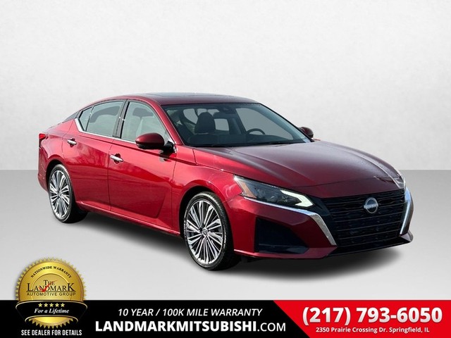 2023 Nissan Altima 2.5 SL at Landmark Cadillac in Springfield IL