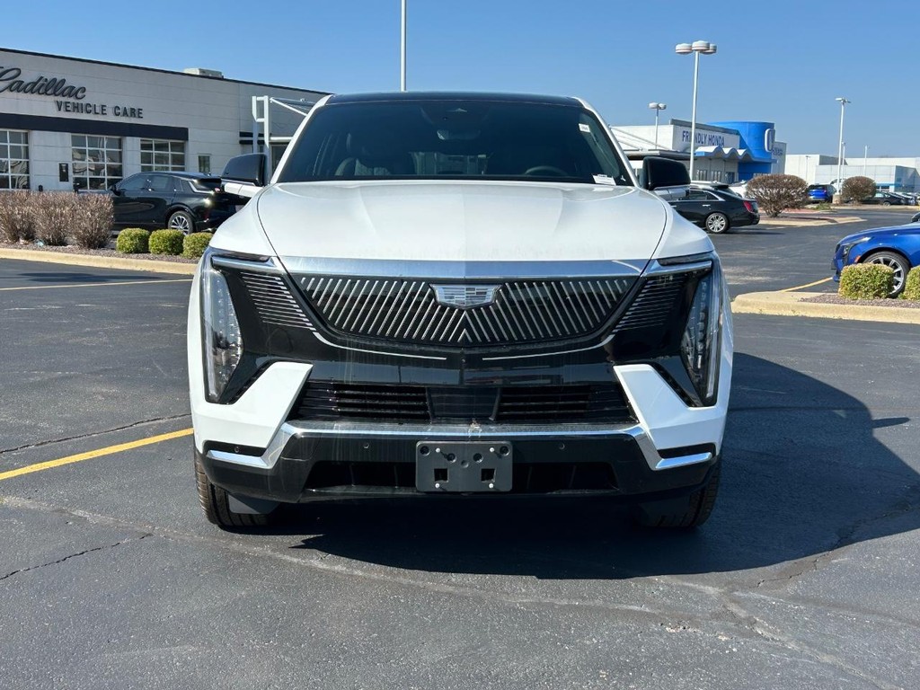 Cadillac Escalade IQ Vehicle Full-screen Gallery Image 8