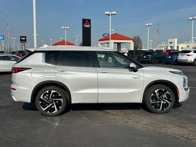 Springfield IL 2025 Mitsubishi Outlander Plug-In Hybrid more details - mitsubishi outlander plug-in hybrid