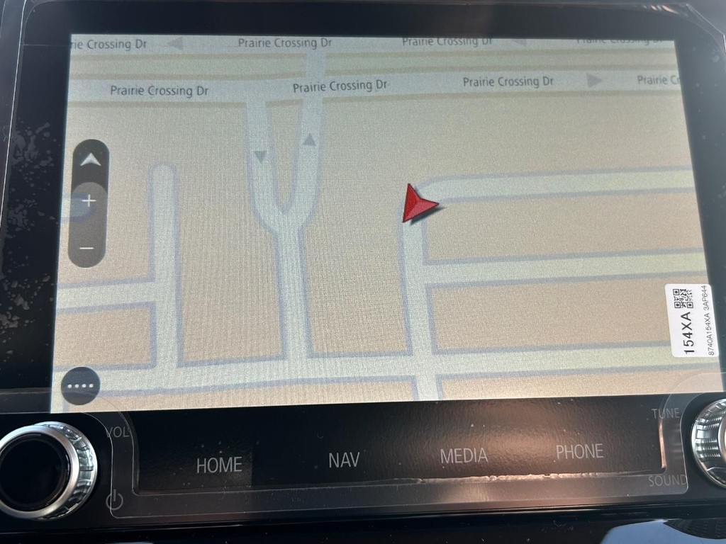 Mitsubishi Eclipse Cross Vehicle Full-screen Gallery Image 10