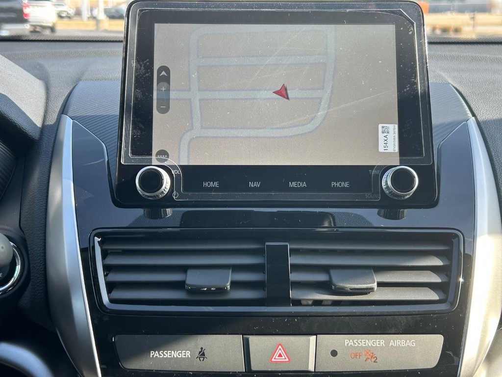 Mitsubishi Eclipse Cross Vehicle Full-screen Gallery Image 14