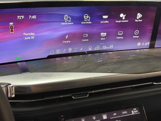 2025 Cadillac Escalade IQ Sport 2 - Photo 16