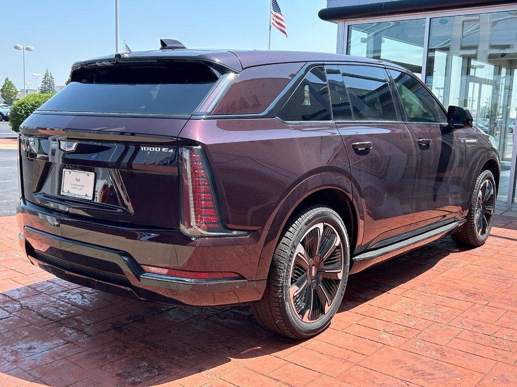 Cadillac Escalade IQ Vehicle Full-screen Gallery Image 5