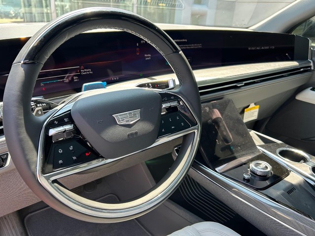 2025 Cadillac Escalade IQ Sport 1 - Photo 16
