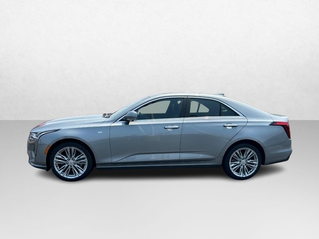2025 Cadillac CT4