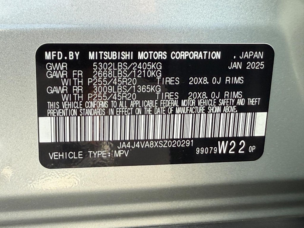 Mitsubishi Outlander Vehicle Full-screen Gallery Image 20