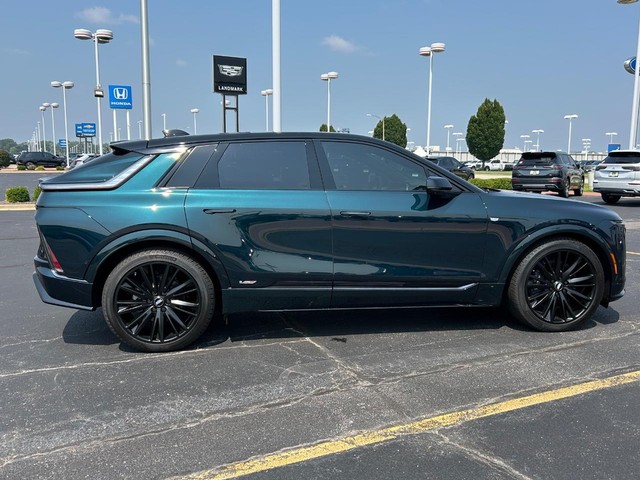 2026 Cadillac LYRIQ V Premium - Photo 6