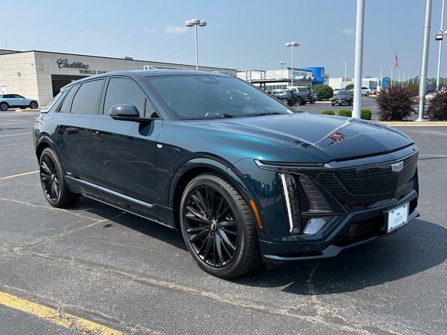 2026 Cadillac LYRIQ V Premium - Photo 7