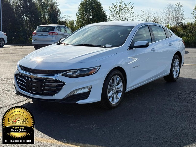 Chevrolet Malibu Vehicle Full-screen Gallery Image 5