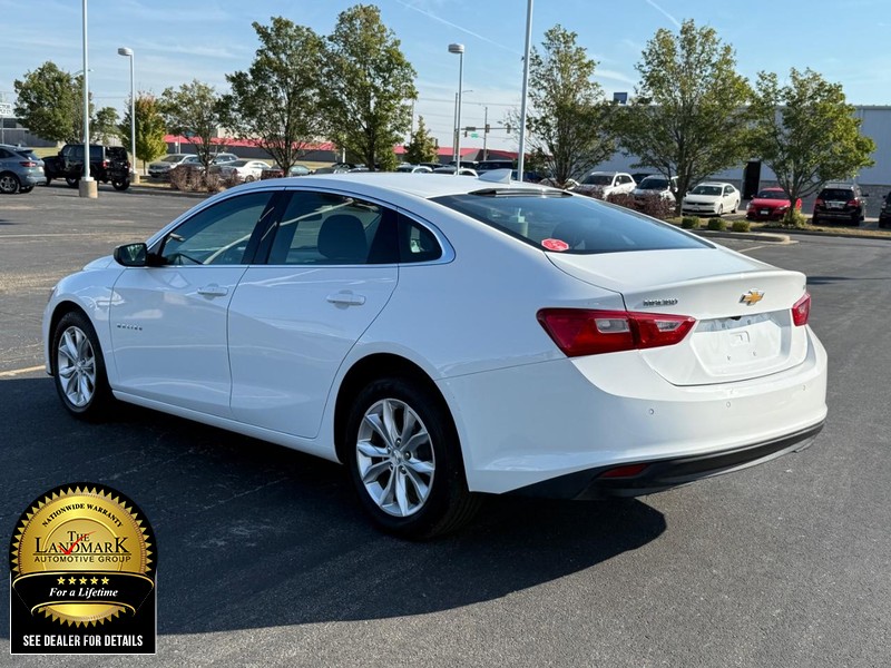 Chevrolet Malibu Vehicle Full-screen Gallery Image 6