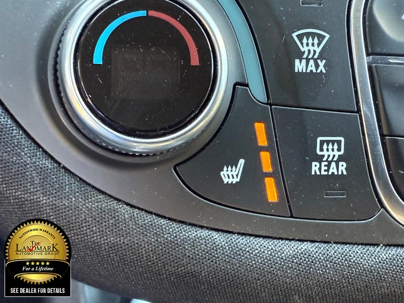 Chevrolet Malibu Vehicle Full-screen Gallery Image 14