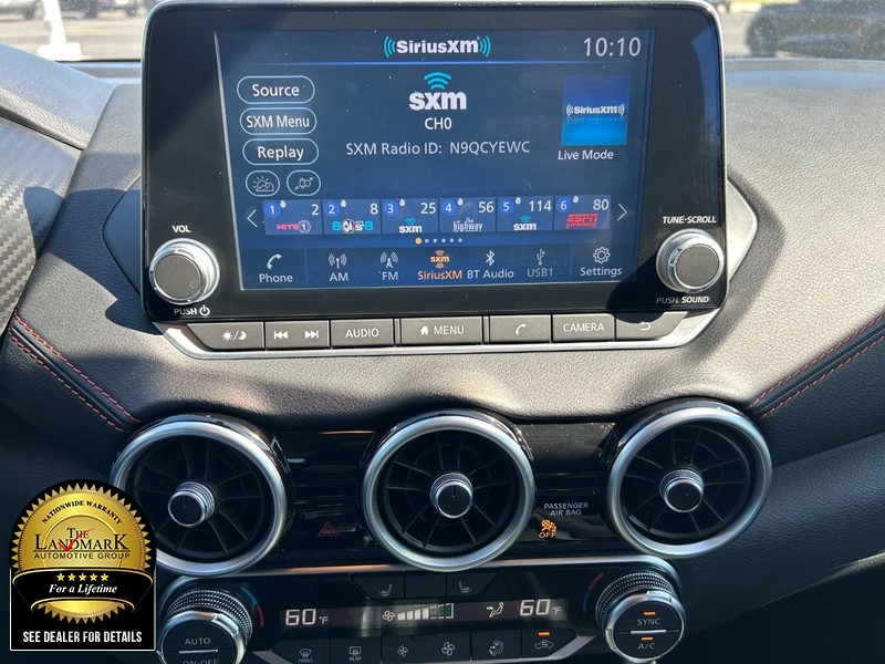 Nissan Sentra Vehicle Full-screen Gallery Image 18