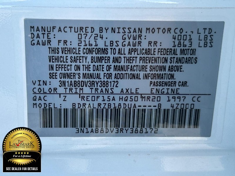 Nissan Sentra Vehicle Full-screen Gallery Image 21