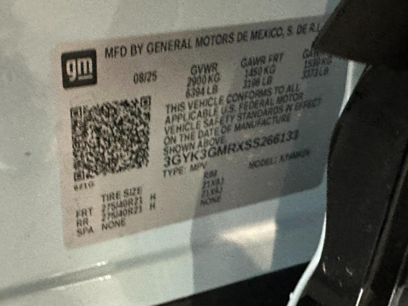 Cadillac OPTIQ Vehicle Full-screen Gallery Image 14