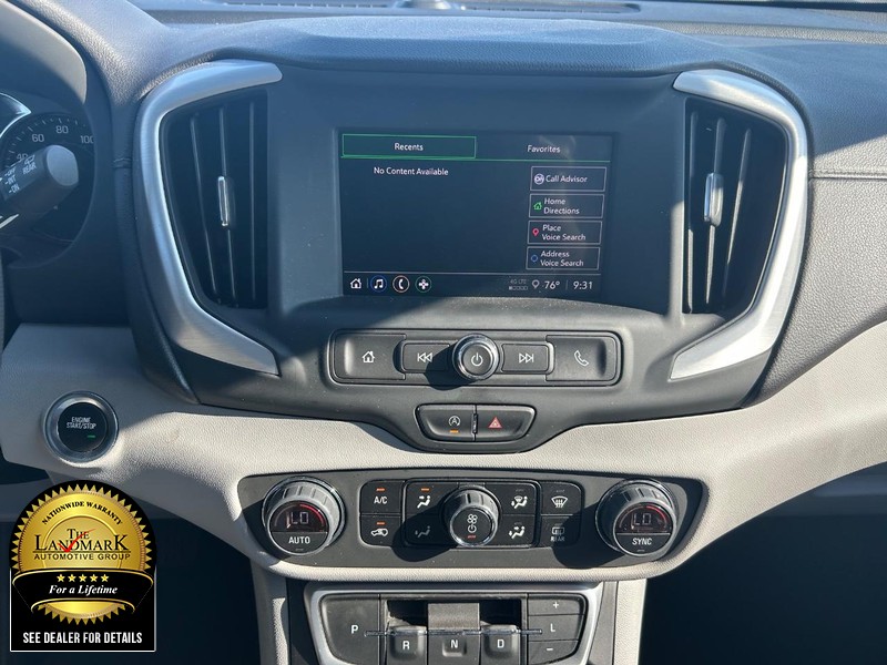 GMC Terrain Vehicle Full-screen Gallery Image 18