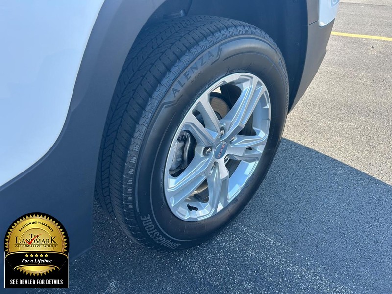 GMC Terrain Vehicle Full-screen Gallery Image 20