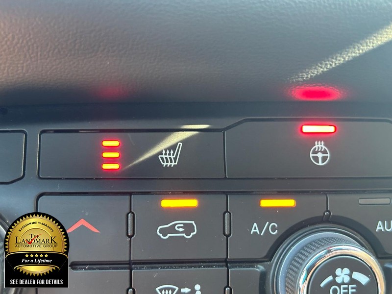 Dodge Durango Vehicle Full-screen Gallery Image 14