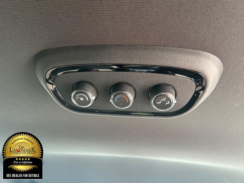 Dodge Durango Vehicle Full-screen Gallery Image 16