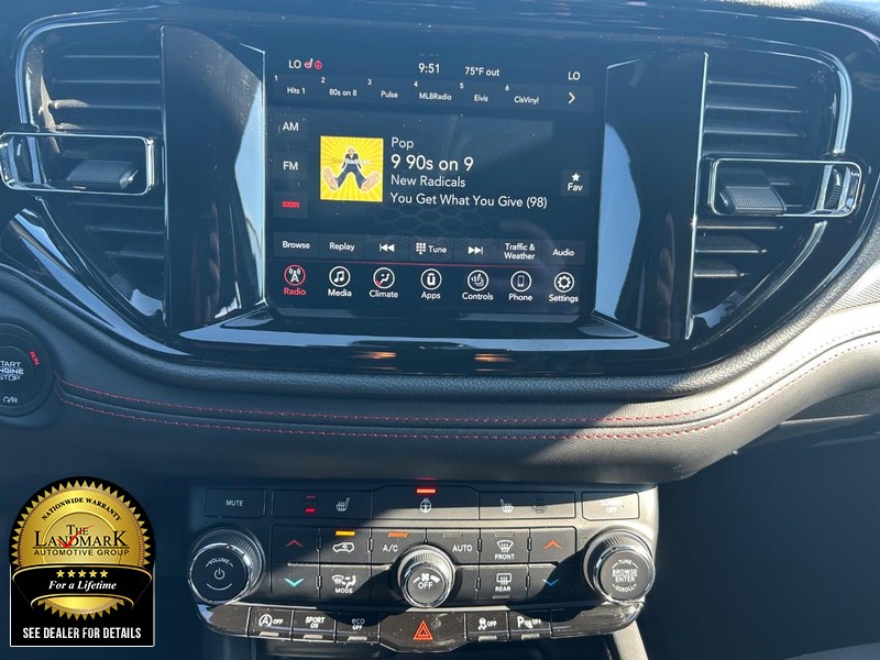 Dodge Durango Vehicle Full-screen Gallery Image 20